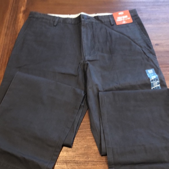 Dockers field khaki pants. Flat front, straight leg. Size 36x34. Dark blue. NWT! - Picture 2 of 7